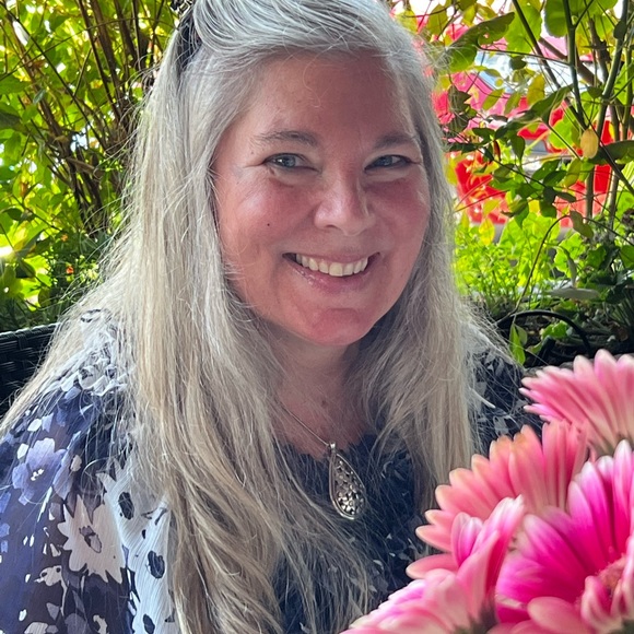 Meet your Posher, Jamie - Picture 1 of 1